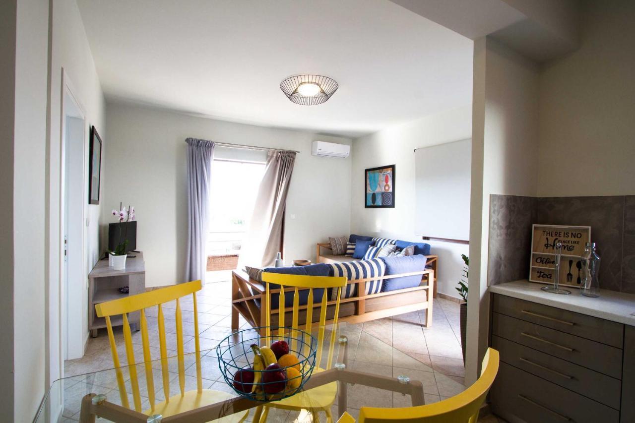 Mike'S Apartment I Luxury Above The Sea Kissamos Luaran gambar